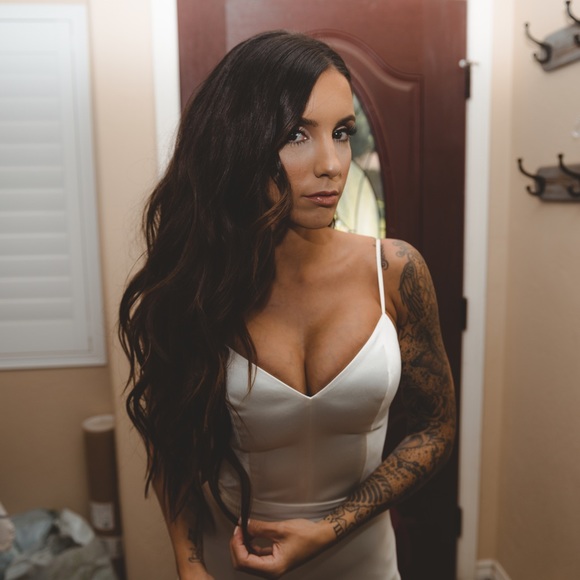 Meet Your Posher - Picture 1 of 1